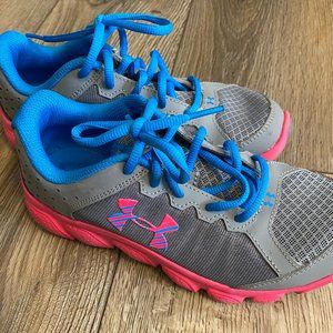 Girls Under Armour Tennis Shoes Youth Size 3.5 Grey Blue Pink